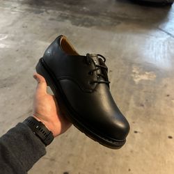 In N Out Shoes (Slip Resistant)