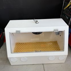 Dog Incubator And o2 Machine 