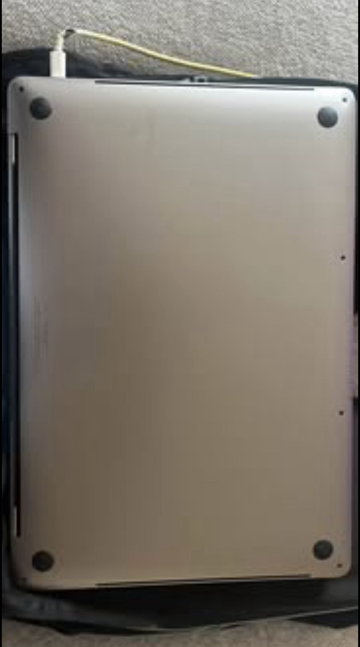 2019 16-inch MacBook Pro Sliver