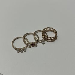 Gold and Pearl Ring Set
