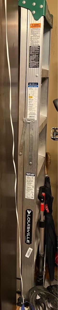 Louisville Step ladder 6’