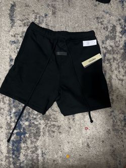essential shorts X Baccarat rouge