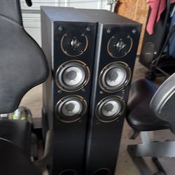 Yamaha tower speakers NS-A1638