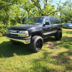 2005 Chevy  Tahoe  RUNS REAL GOOD & VERY RELIABLE 