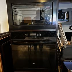 Wall oven And Microwave 
