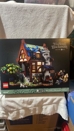 Lego Medieval Blacksmith New Set 21325