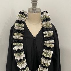 Graduation.lei.$20