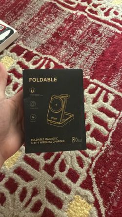Foldable Magnetic 3-in-1 Wireless Charger