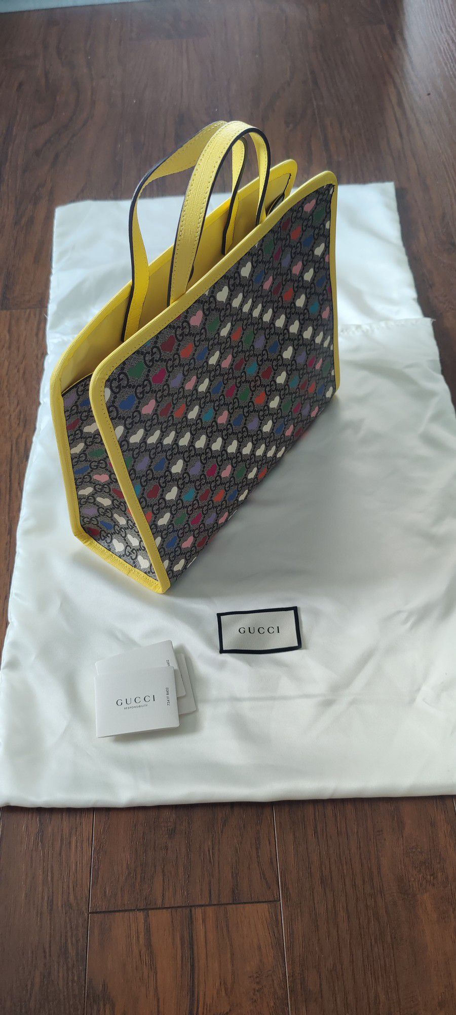 Limited Edition Fiat 500 Gucci Tote Handbag for Sale in Atlanta, GA -  OfferUp