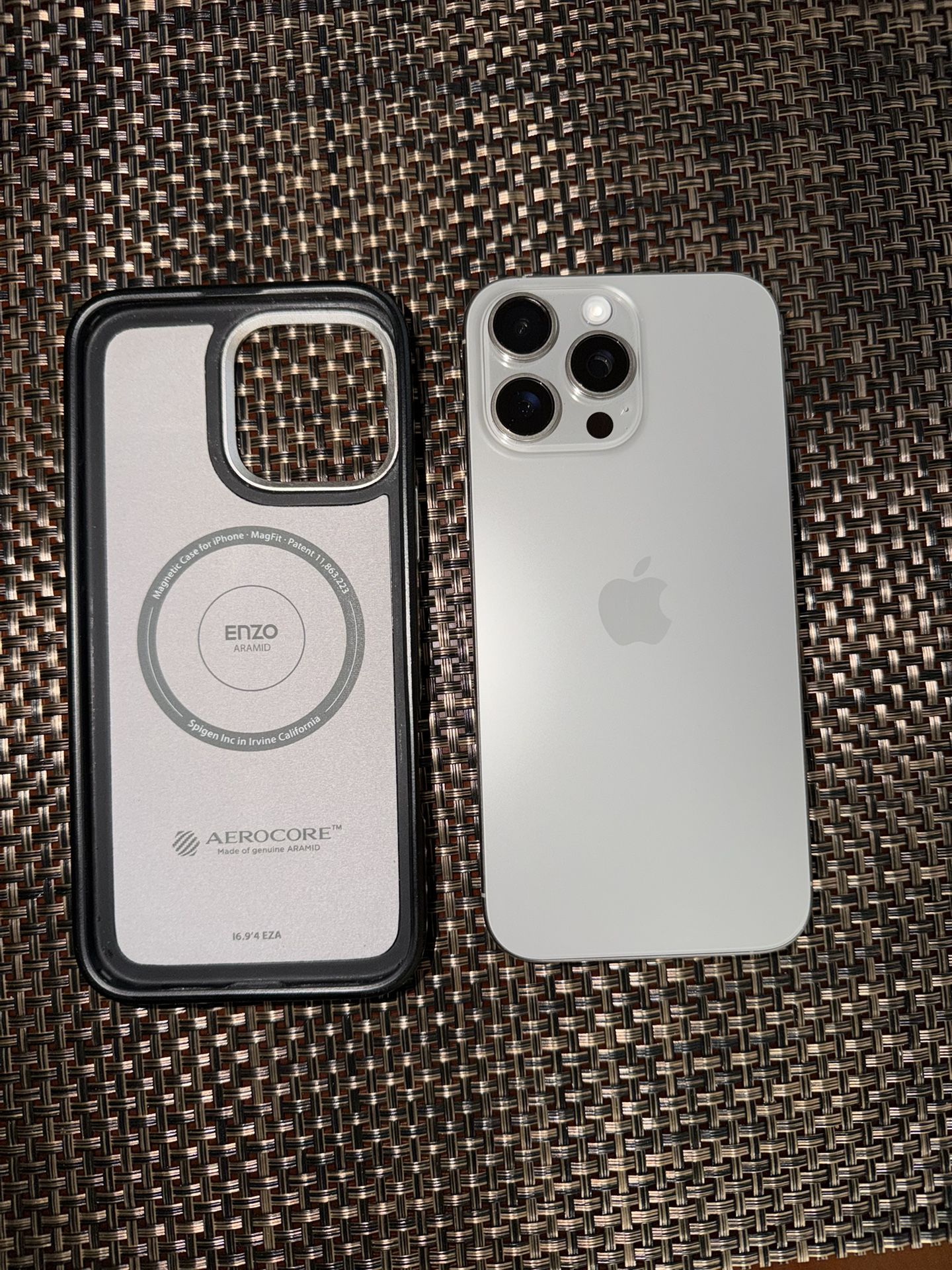 iPhone 16Pro Max  Titan 256gb