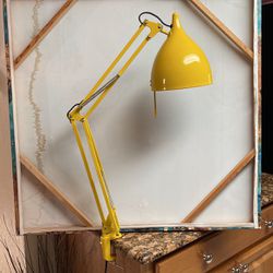 Clamp Table Lamp 💡 $25 Firm