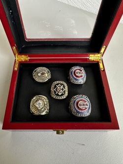Chicago Cubs World Series Ring Set