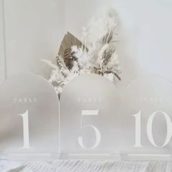 Clear Frosted Arch Acrylic Table Number Signs Plastic Dinner Signs: Numbers 1-5