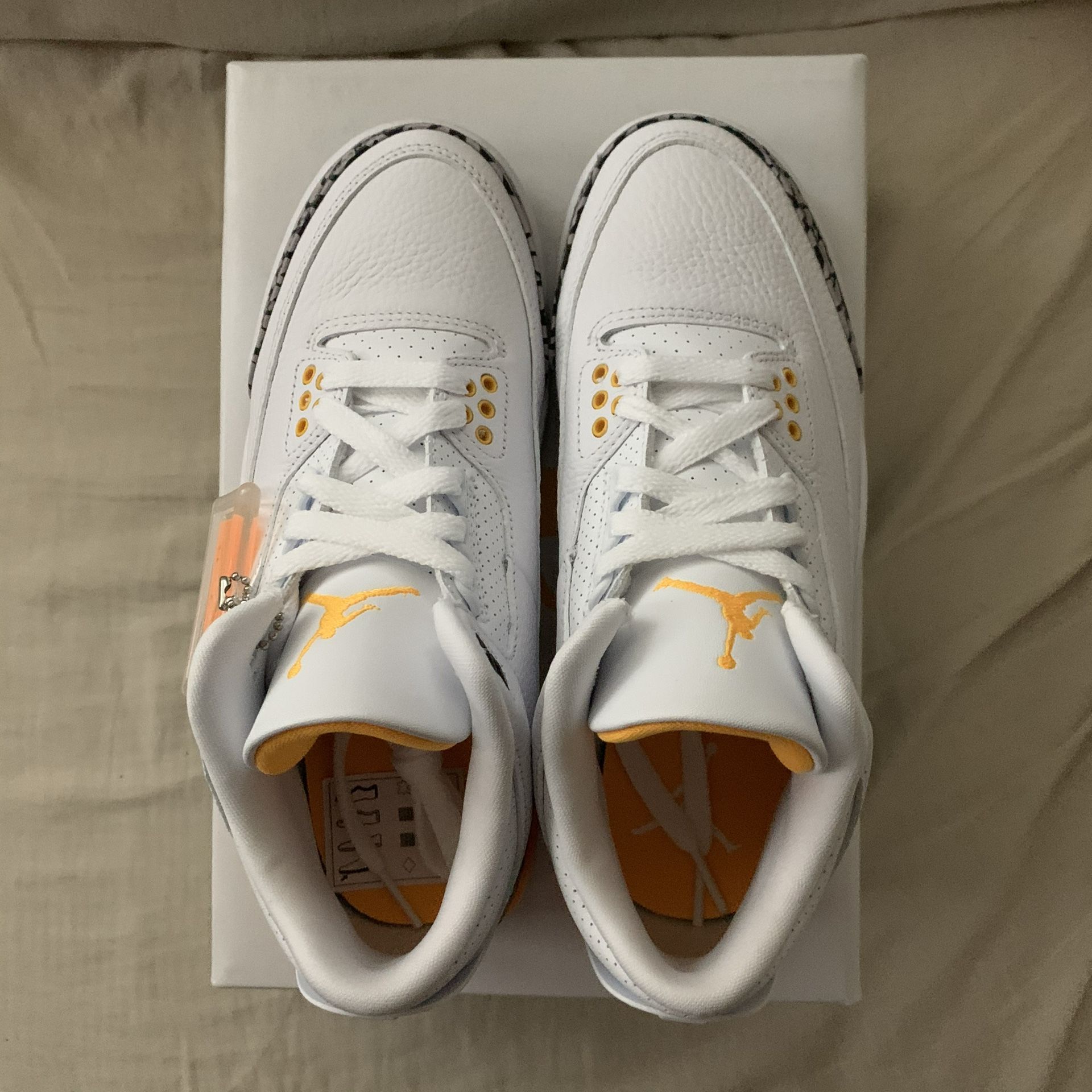 Nike Air Jordan 3 Retro White Laser Orange New size 6 Women