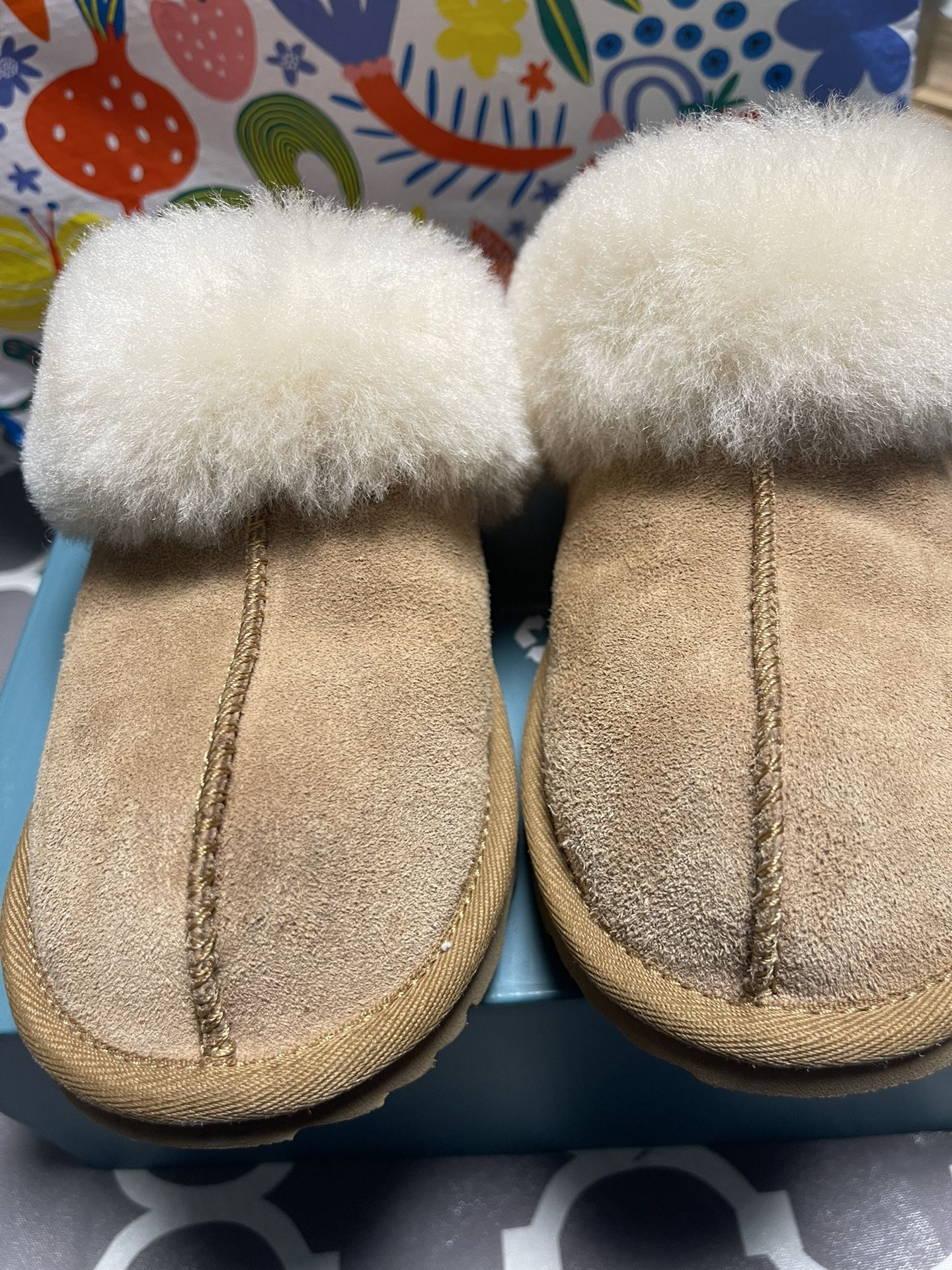 SIZE 5 CHESTNUT UGG COZY II SUEDE SLIP-ON SLIPPERS