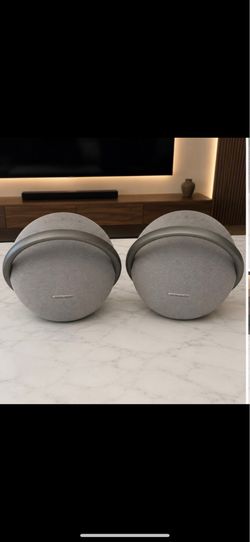 Harman Kardon Onyx Studio 7 Speakers