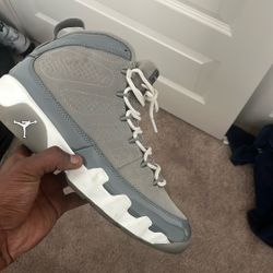 Cool Grey 9s 