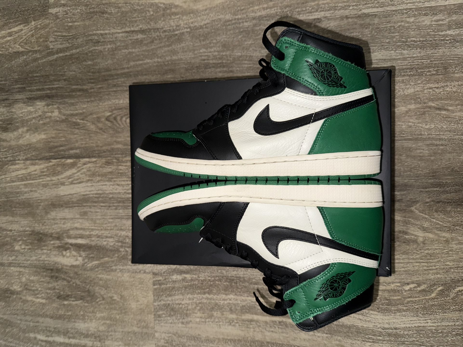 Jordan 1 Pine Green