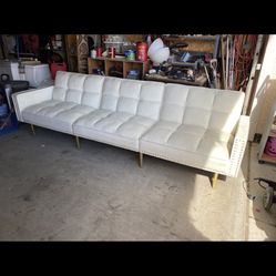 Like New Large Couch/futon