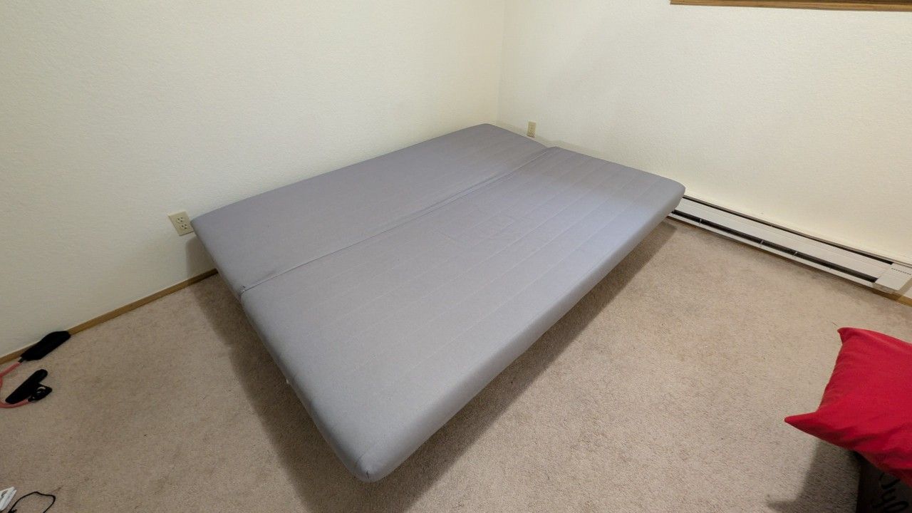 Futon - Couch, Reclined Couch, bed 