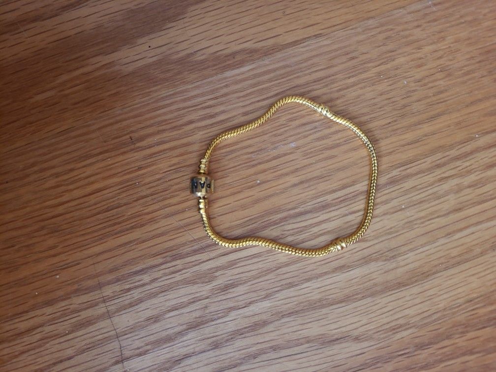 Fake Gold Pandora Bracelet