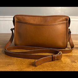 Coach Taylor Zip   Vintage