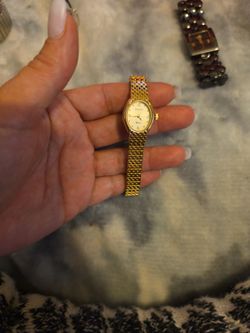 Waltham Classic Women's Gold-Tone Watch