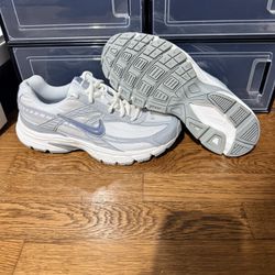 New Nike Women's Initiator Running Shoes