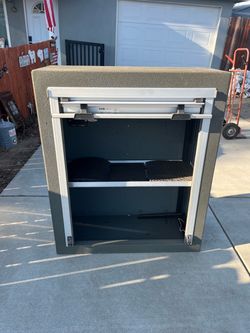 Tool cabinets