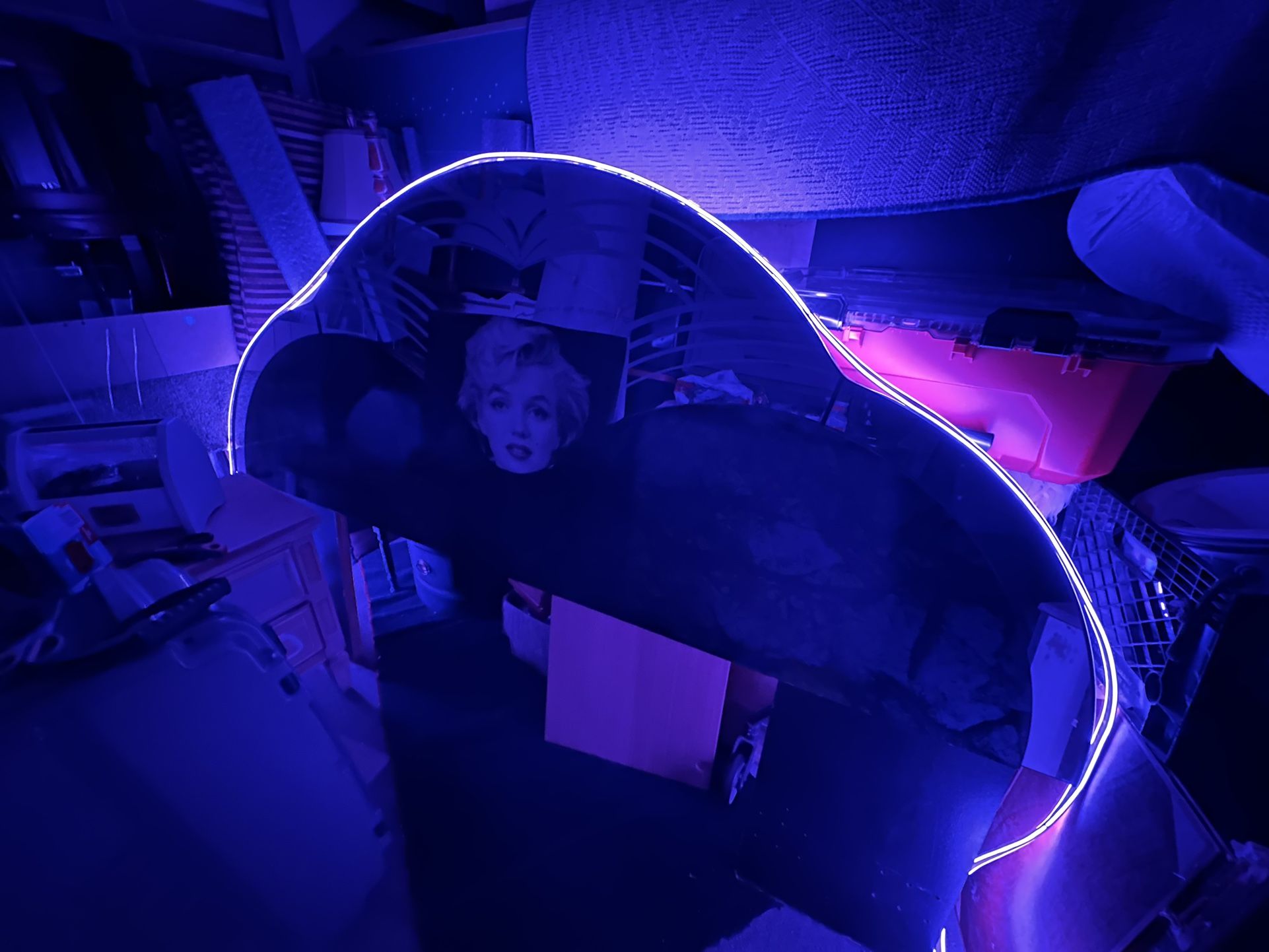 Vintage 3 Mirrors on Adjustable Headboard for Sale in Camarillo, CA