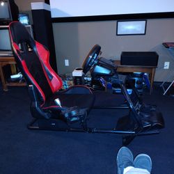 Logitech G920 Driving Force Racing Chair, Reaching Wheel & 3-pedal Set, And Shifter 