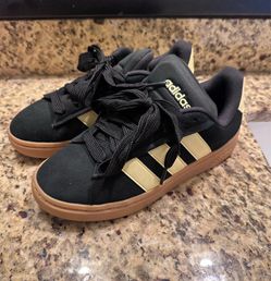 Adidas Women’s Grand Court Alpha Size 8