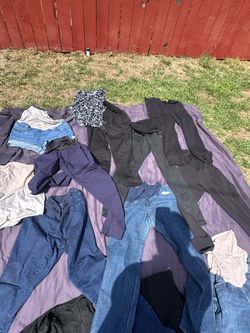 Maternity Clothes Size large