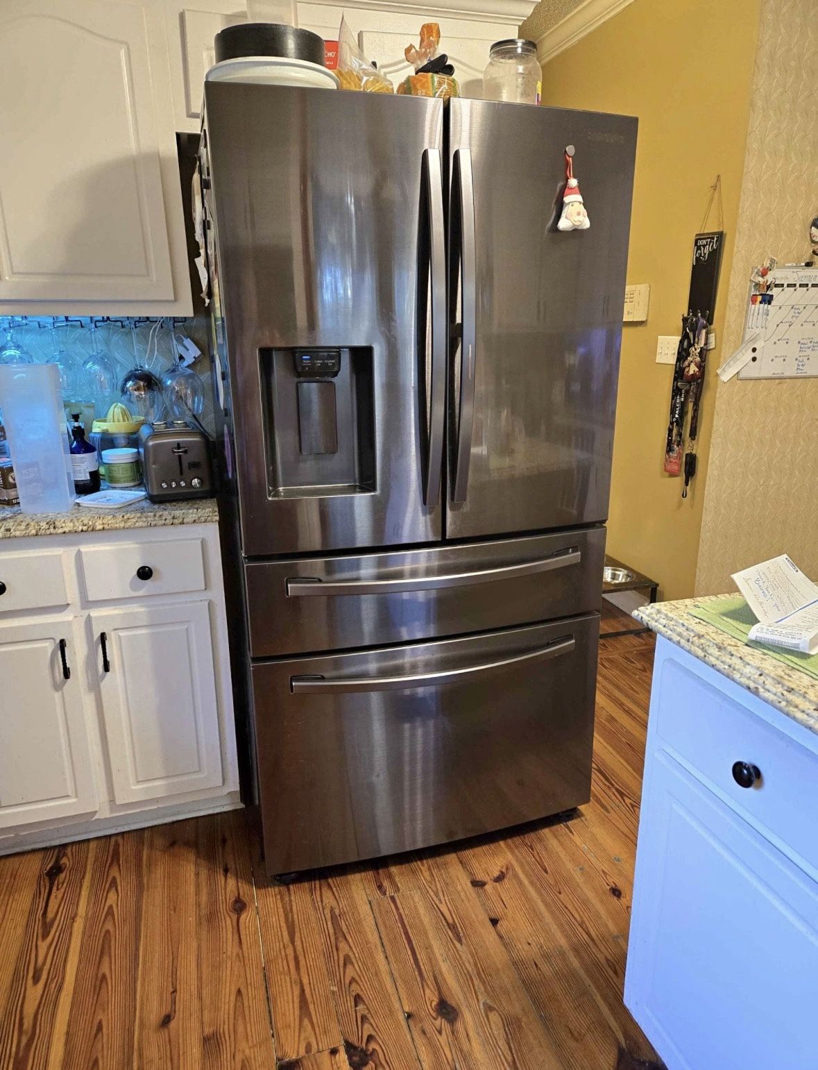 28cuft Samsung fridge. Like new