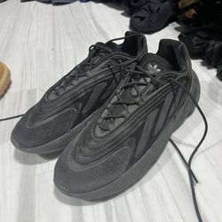 Adidas Ozelia 