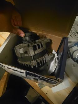 Mercedes Benz Cla250 2.0 Alternator