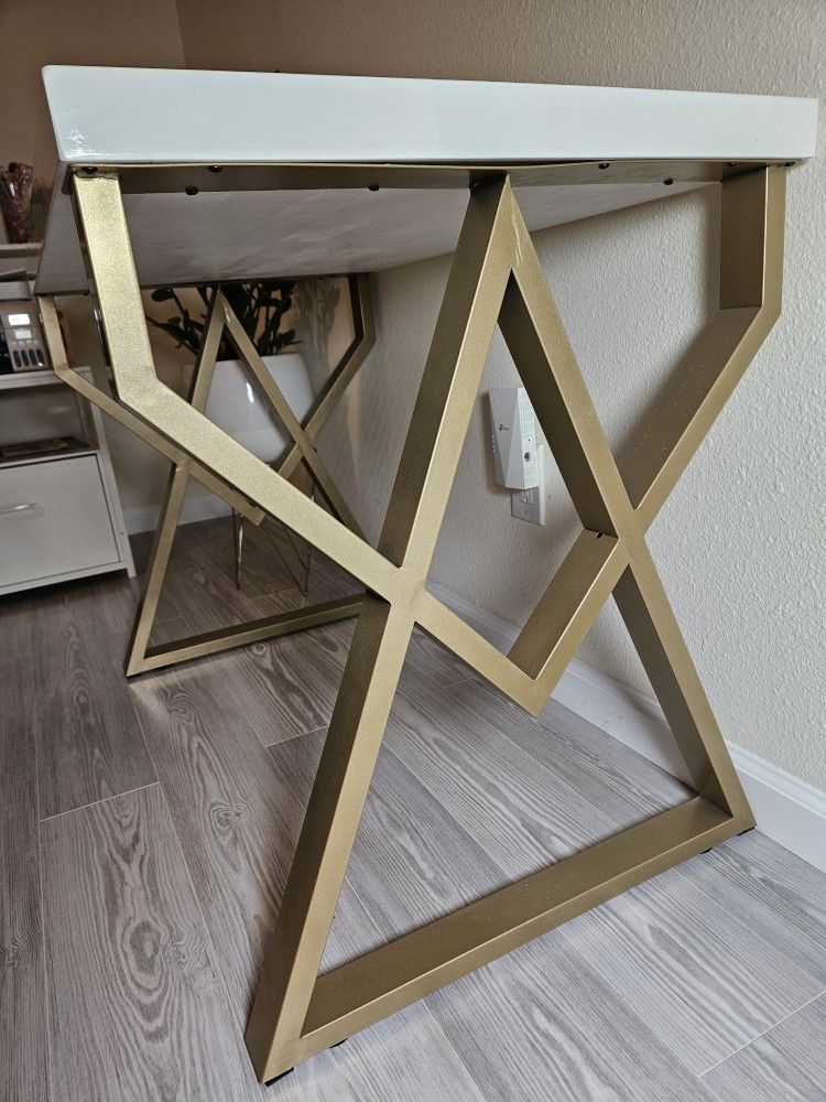 Modern Desk & Chair Set Practically New!