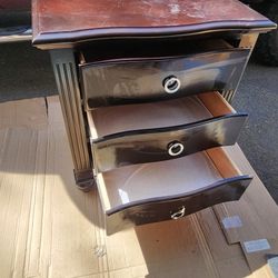 3 Drawer Nightstand Table