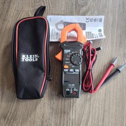 Voltage/ Digital Clamp Meter