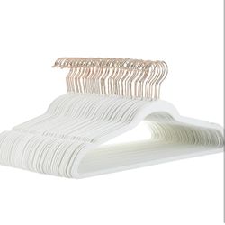Slim, Velvet, Non-Slip Sturdy Clothes Hangers, 30-Pack, Ivory/Rose Gold