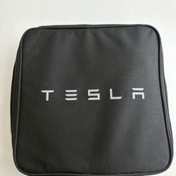 Tesla Mobile Charger With Nema 5-15 Adapter And Case