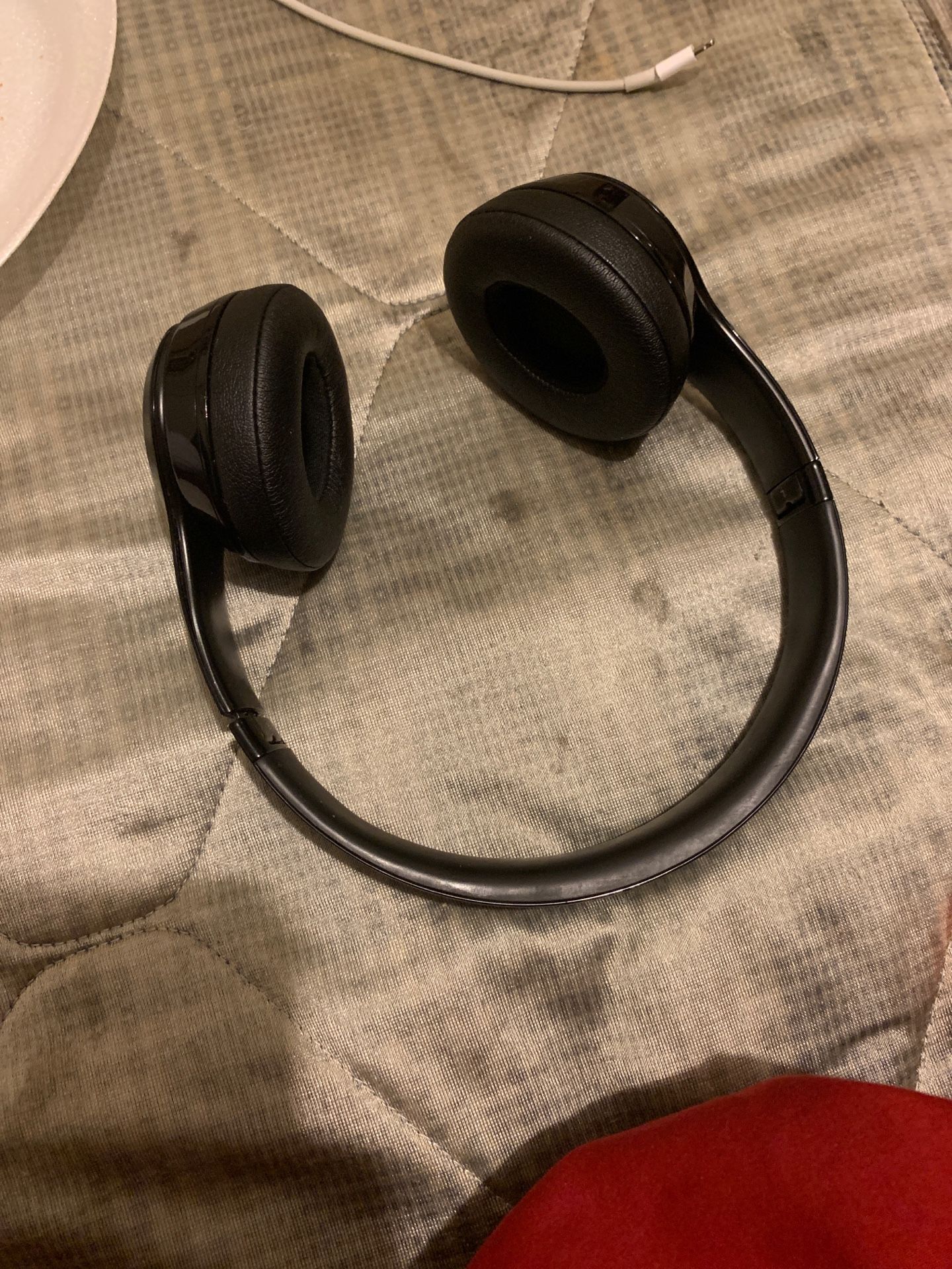 Beats solo 3 wireless