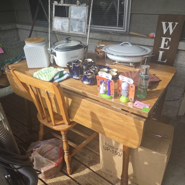 Drop Leaf Table
