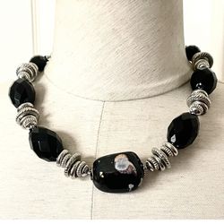 Black Beaded Silver Tone Necklace 