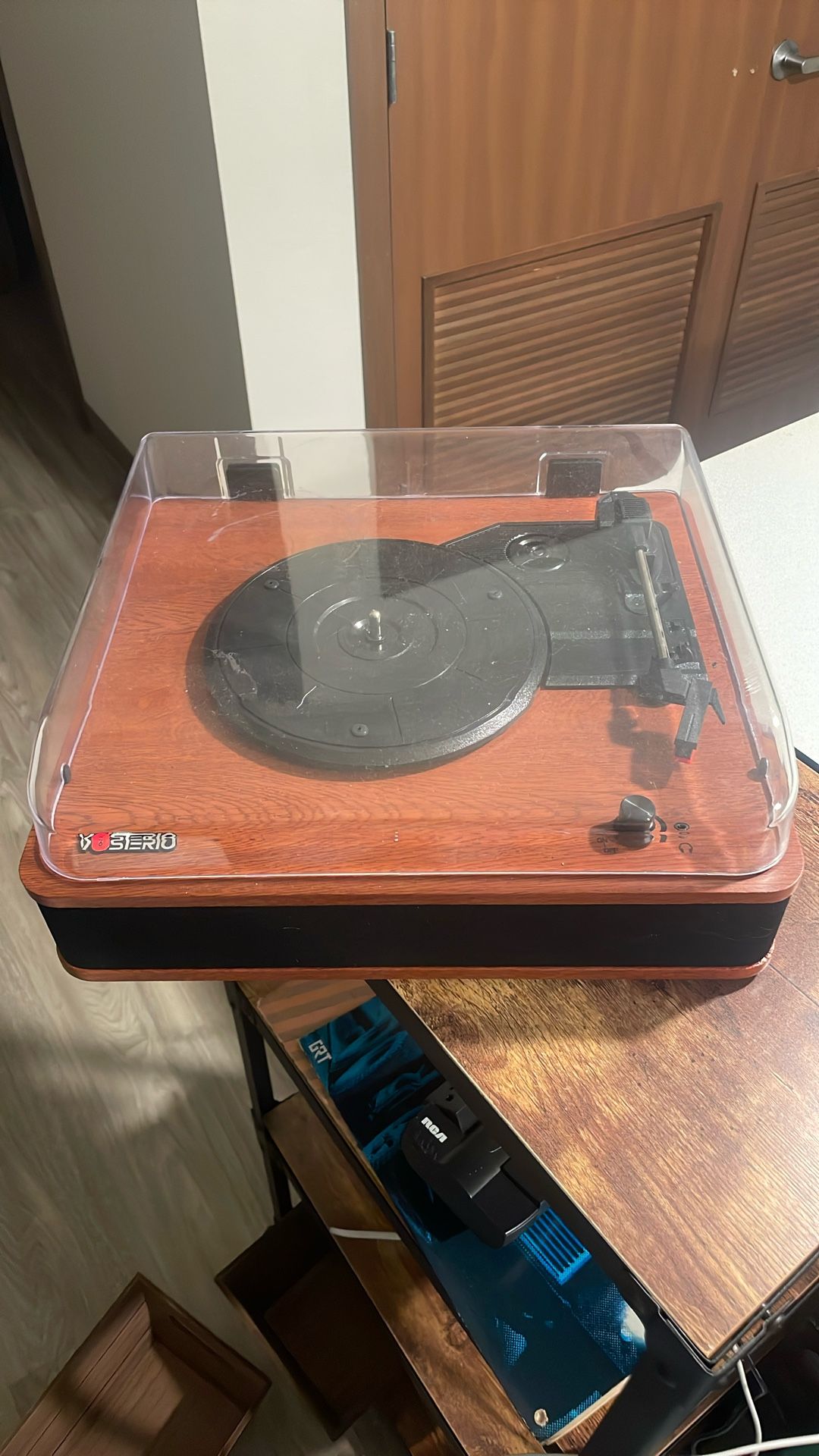 Vosterio Record Player And Radio With Records