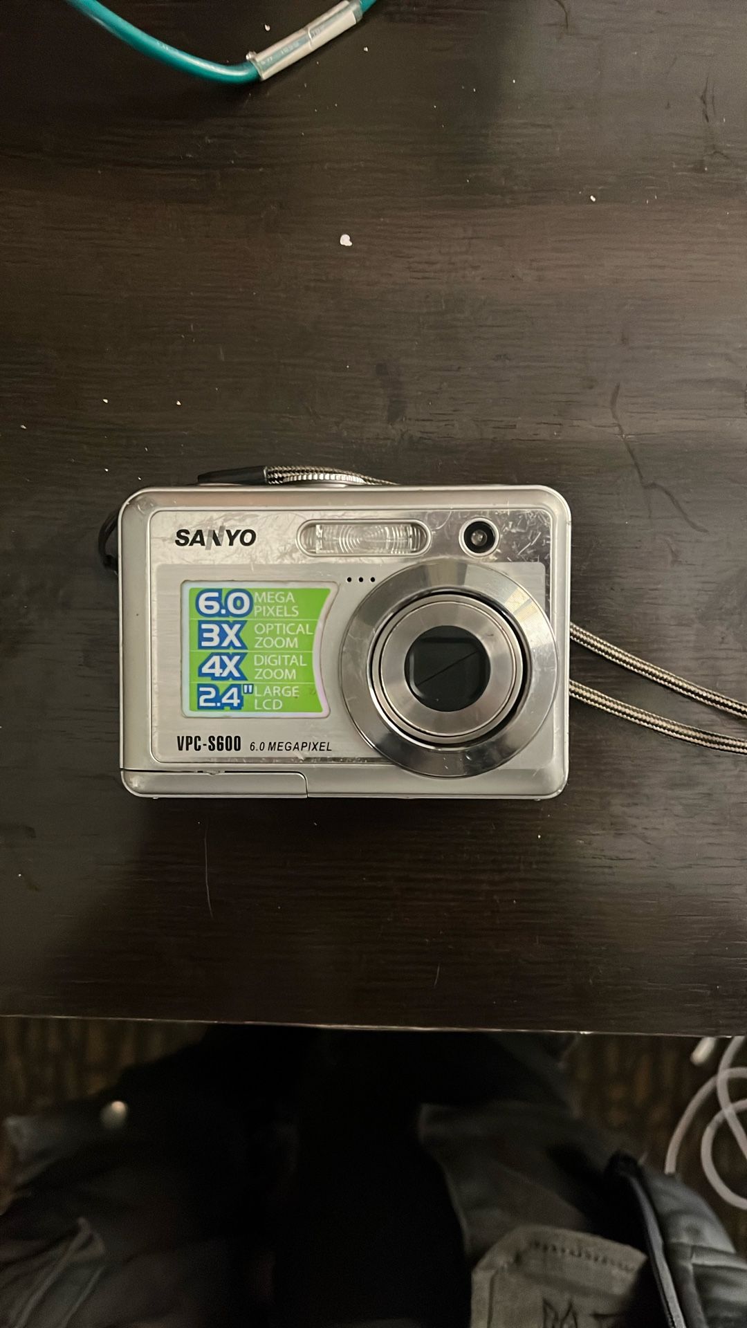 SANYO VPC-S600 camera