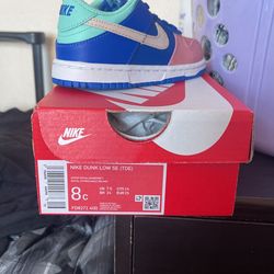 Brand New Nike Dunks Low 8c