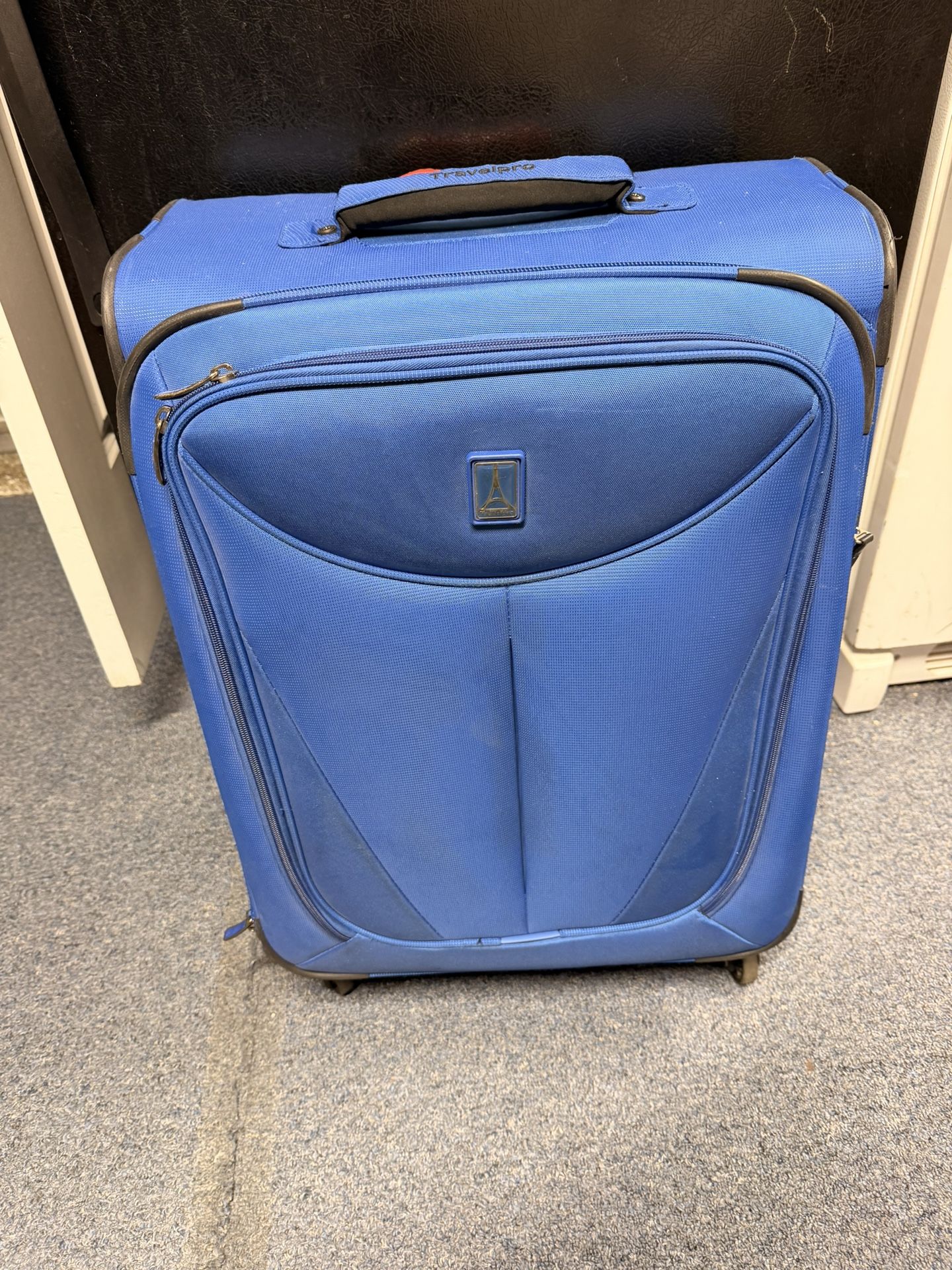 Travel pro 27”