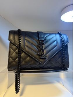 Ysl purse worth 3k all black