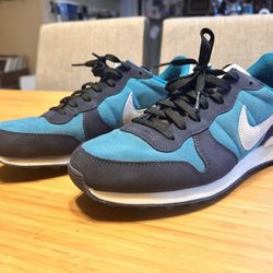 Nike Internationalist Shoes 